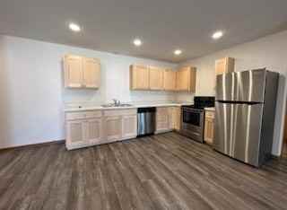 613 S Fond Du Lac Ave #613D - Photo 2 of 11