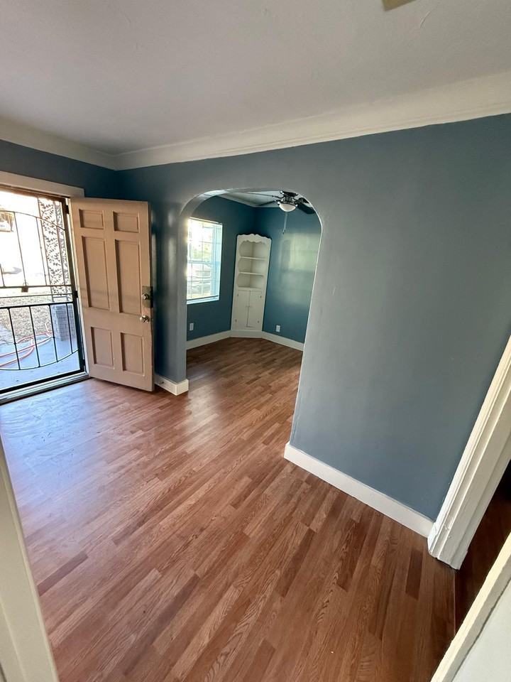 293 W Waldorf Ave #1 - Photo 2 of 10