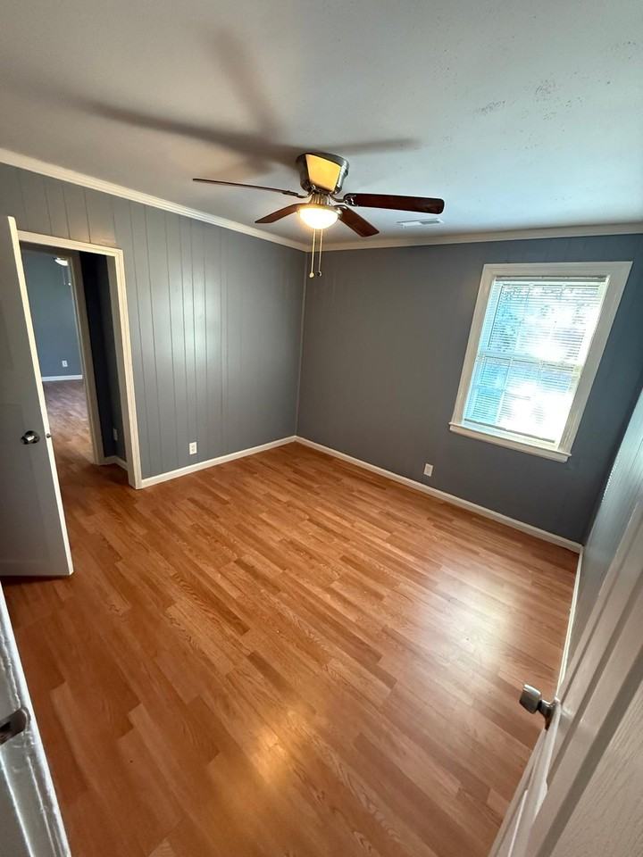 293 W Waldorf Ave #1 - Photo 4 of 10