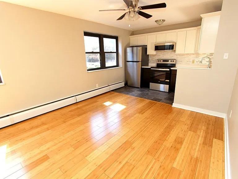 513 513 NORTH NEVILLE STREETAPT B-5 #B5 - Photo 2 of 7