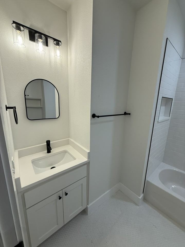 2406 Gorman Ave #1 - Photo 6 of 14