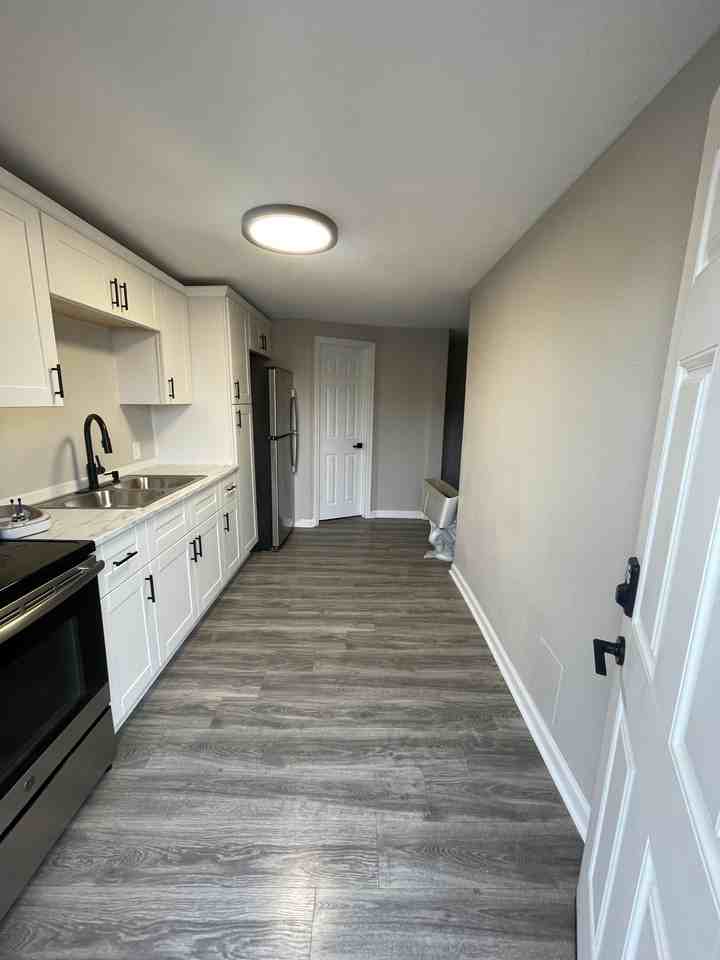 38 4th Street Southwest #A - Photo 2 of 9