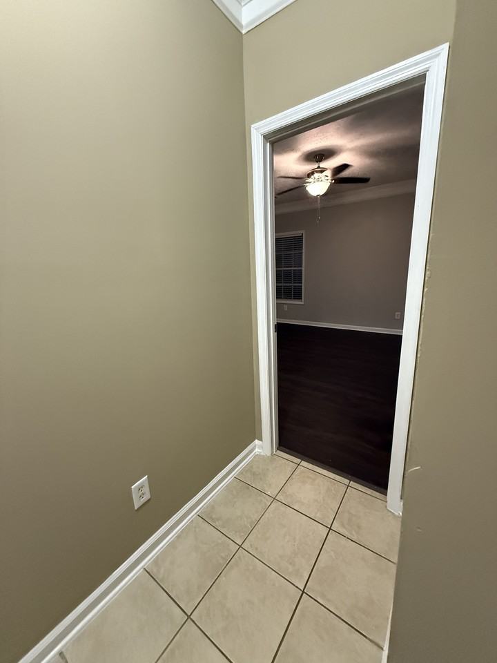 4304 E Barcelona Way #1 - Photo 6 of 50