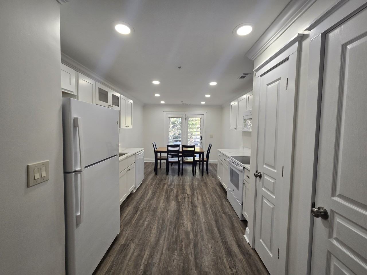490 Barnett Shoals Rd #1 - Photo 5 of 29