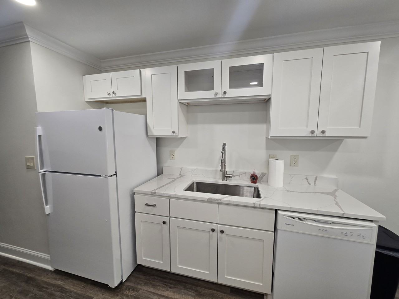 490 Barnett Shoals Rd #1 - Photo 6 of 29