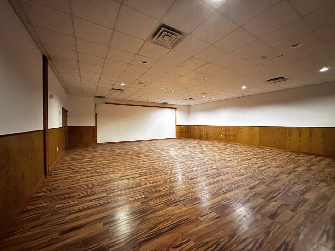 2701 Sumner Avenue - Photo 3 of 8