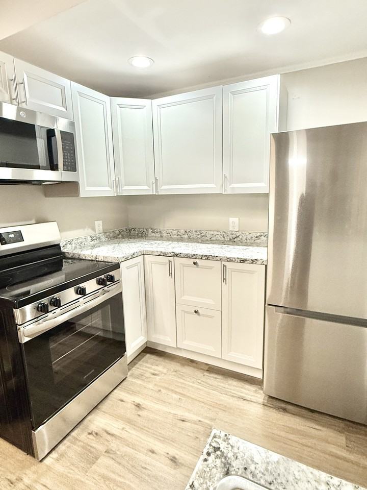 2007 S 8th St - Photo 3 of 10