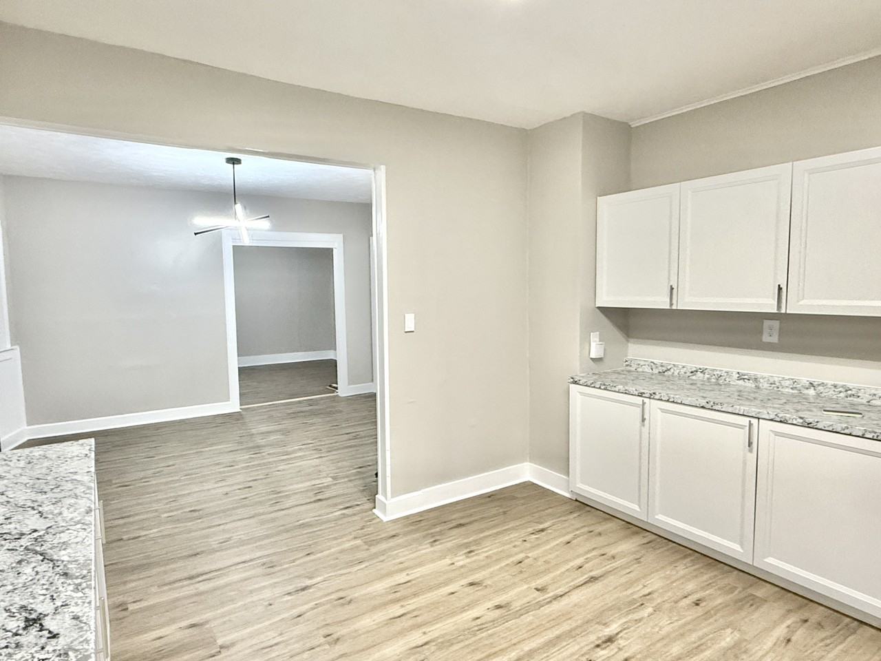 2007 S 8th St - Photo 4 of 10