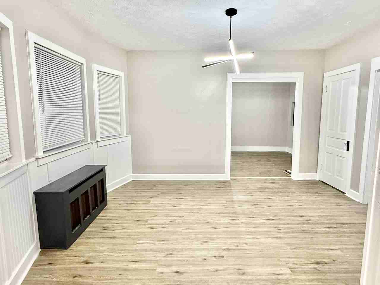 2007 S 8th St - Photo 5 of 10