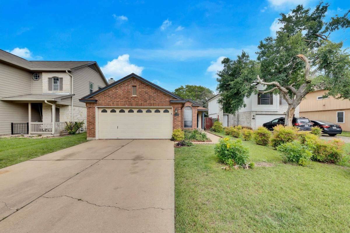 1625 Sylvia Court - Photo 2 of 10