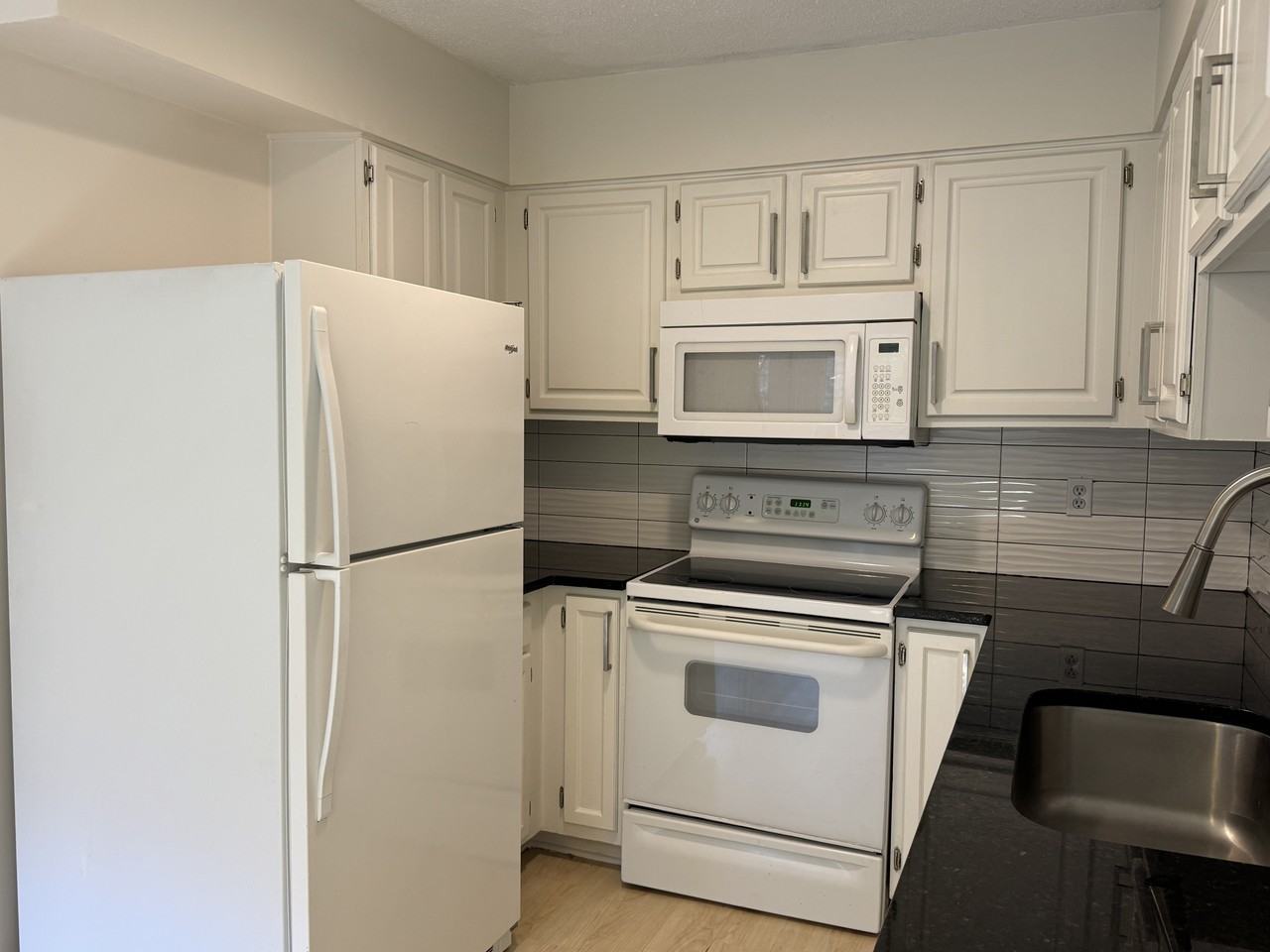 1513 Kendall Drive #1 - Photo 3 of 9