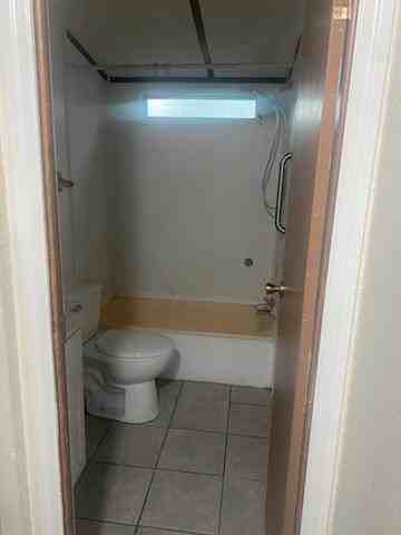 716 Northeast 7th Avenue #1 - Photo 7 of 20