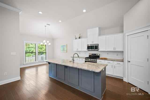 176 Ornate Avenue #1 - Photo 4 of 13