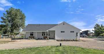 featured image of 4280 Northeast Alexander Way #1