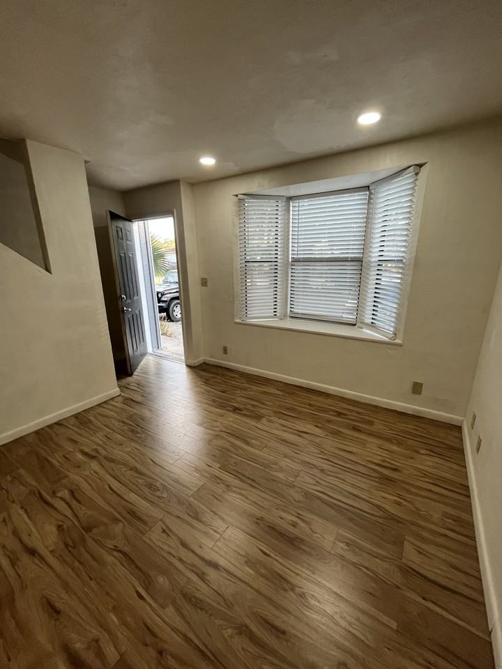 2546 Southwest 31st Place #1 - Photo 2 of 17