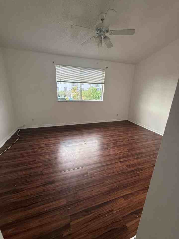 21300 Northeast 8th Court #1 - Photo 4 of 10