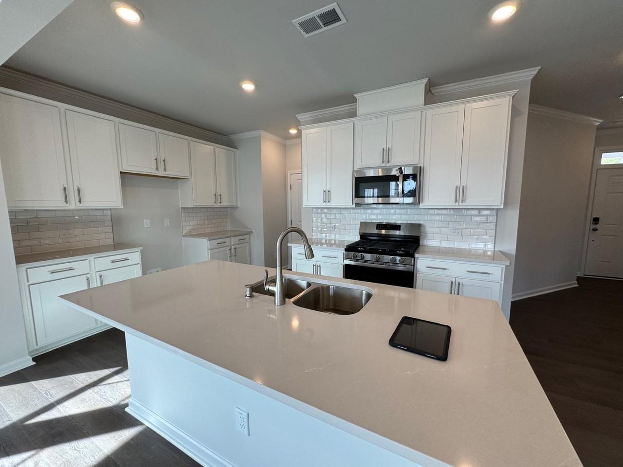 2003 English Saddle Lane #1 - Photo 6 of 29