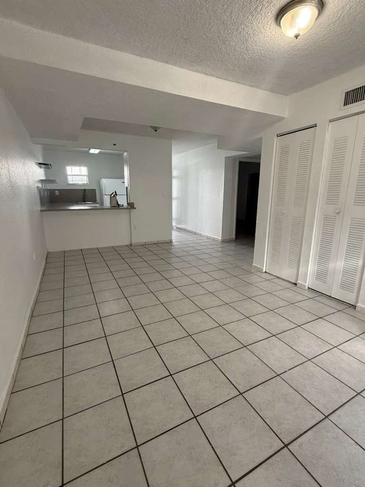 8027 Northwest 8th Street #4 - Photo 6 of 10