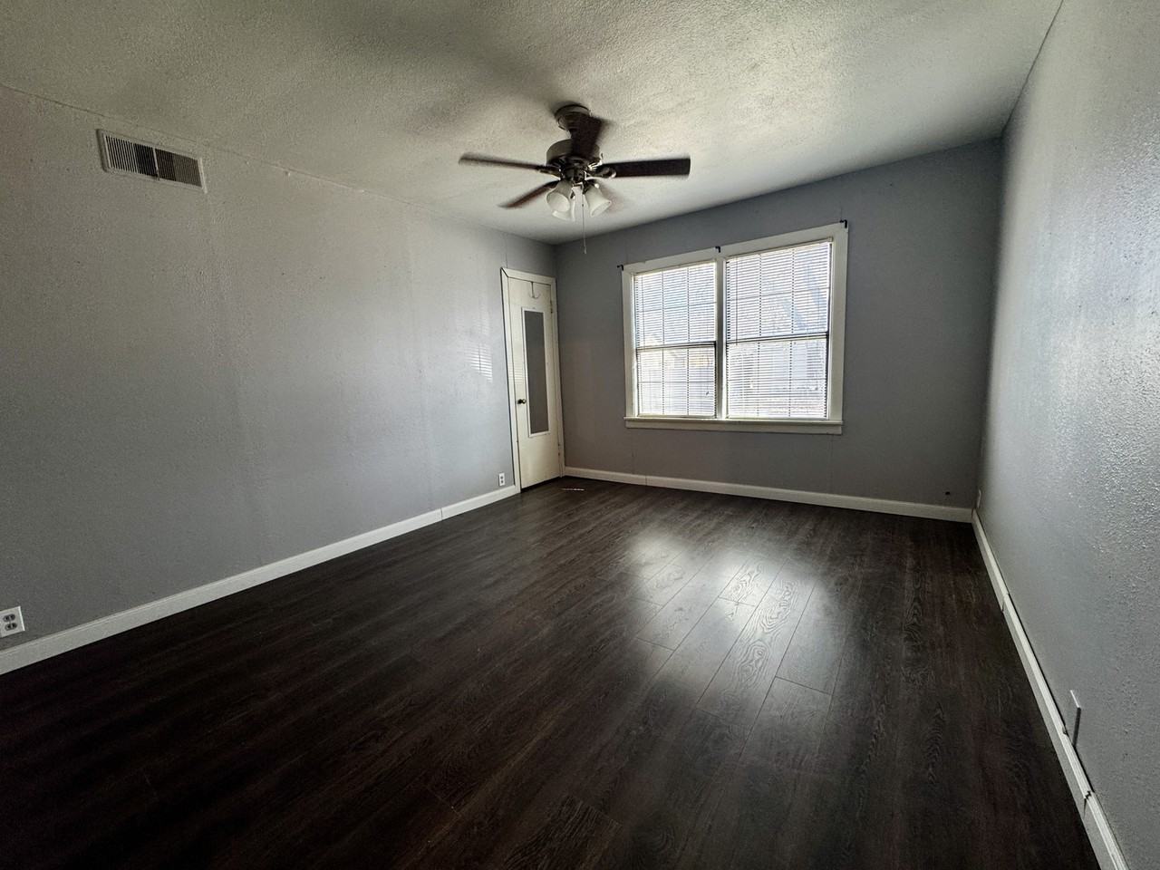 719 Small St #1 - Photo 7 of 12