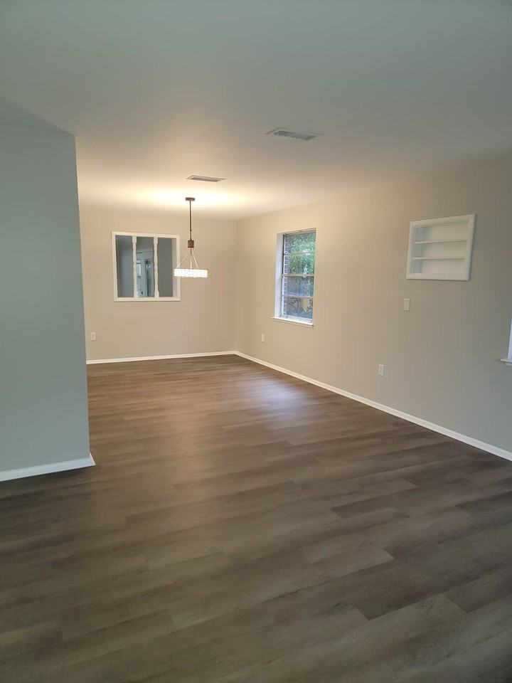 2610 Demaret Dr #1 - Photo 2 of 16