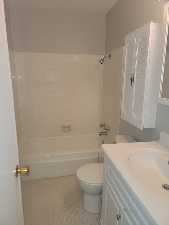 2610 Demaret Dr #1 - Photo 3 of 16