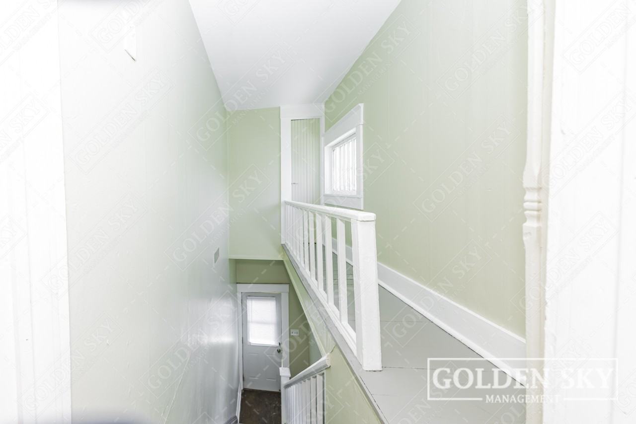 900 1/2 W Main St #NA - Photo 3 of 23