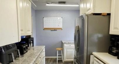 1508 N Woodridge Ave #1 - Photo 3 of 6