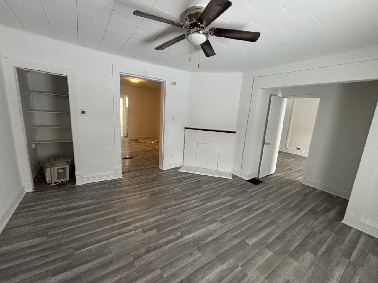 311 West Roosevelt Street #313 - Photo 3 of 18