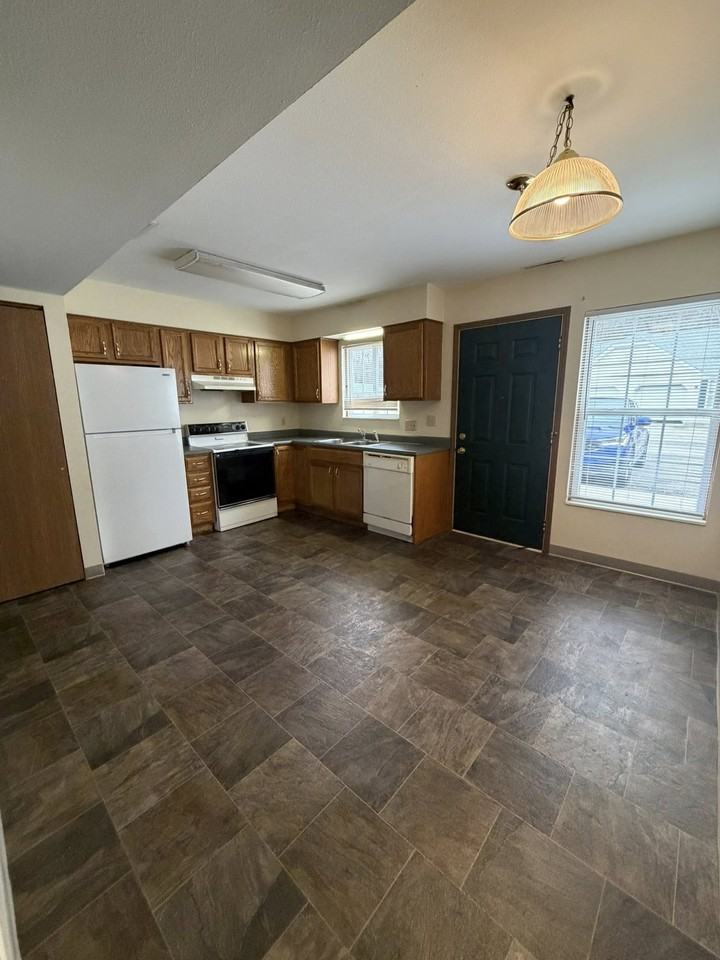 119 Lucas Drive #1 - Photo 2 of 9