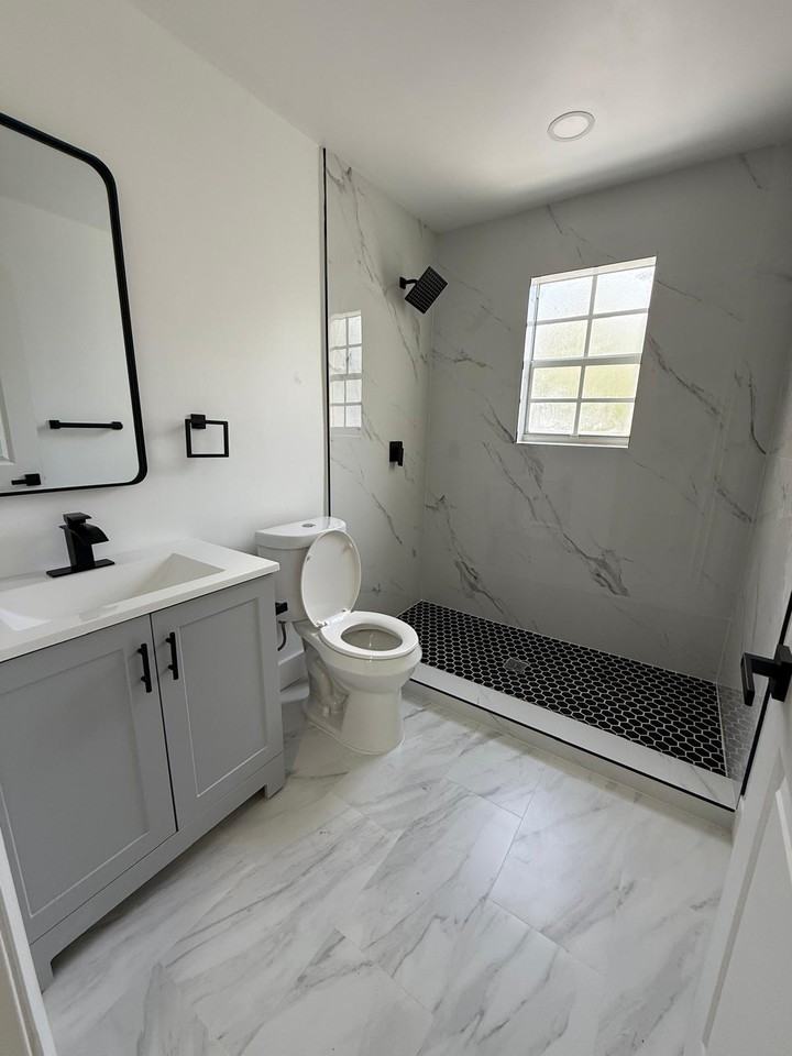 1 Northwest 46th Street #1 - Photo 5 of 11