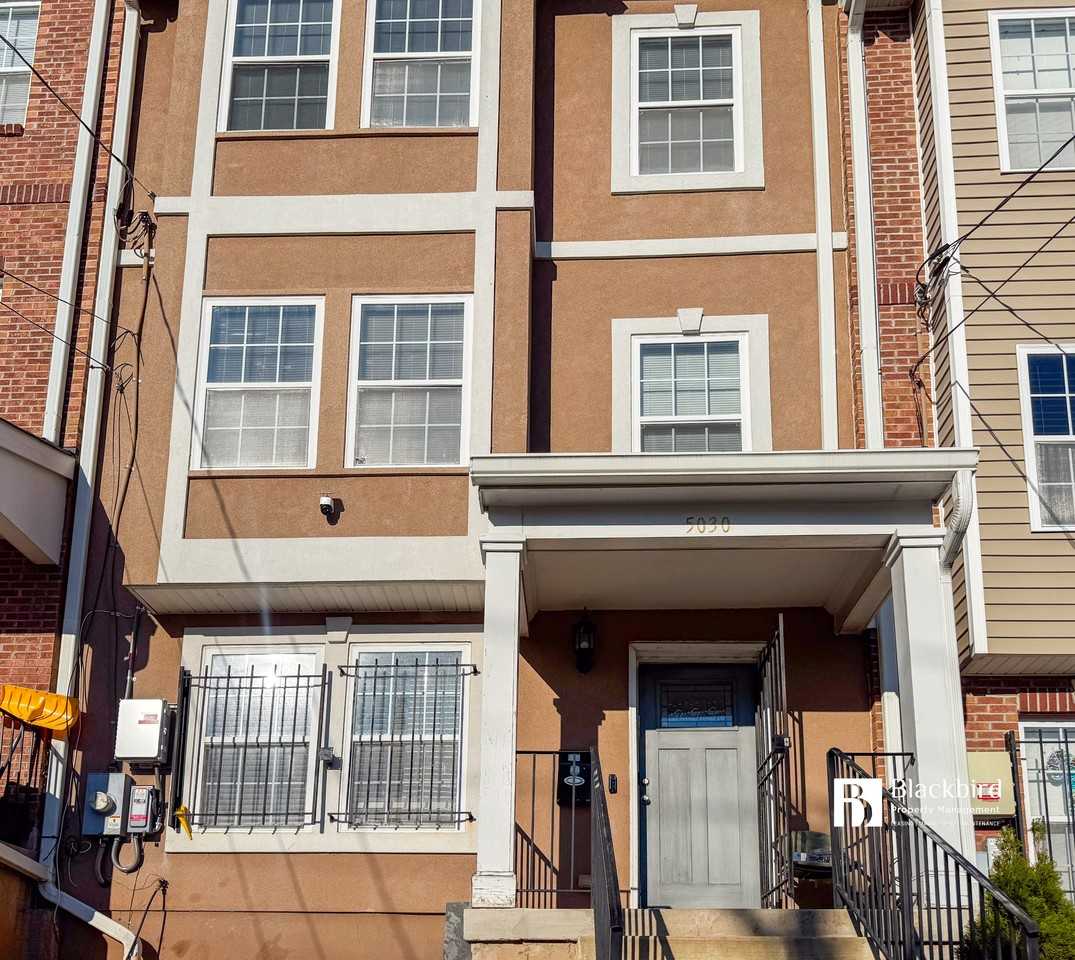 5030 B St Se #1 - Photo 2 of 43