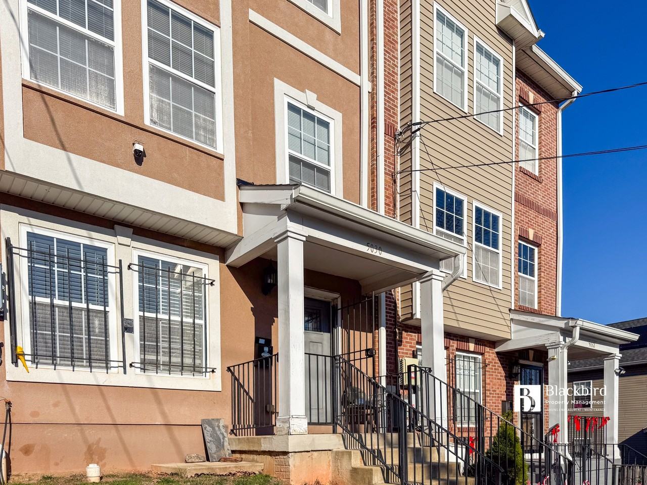 5030 B St Se #1 - Photo 3 of 43