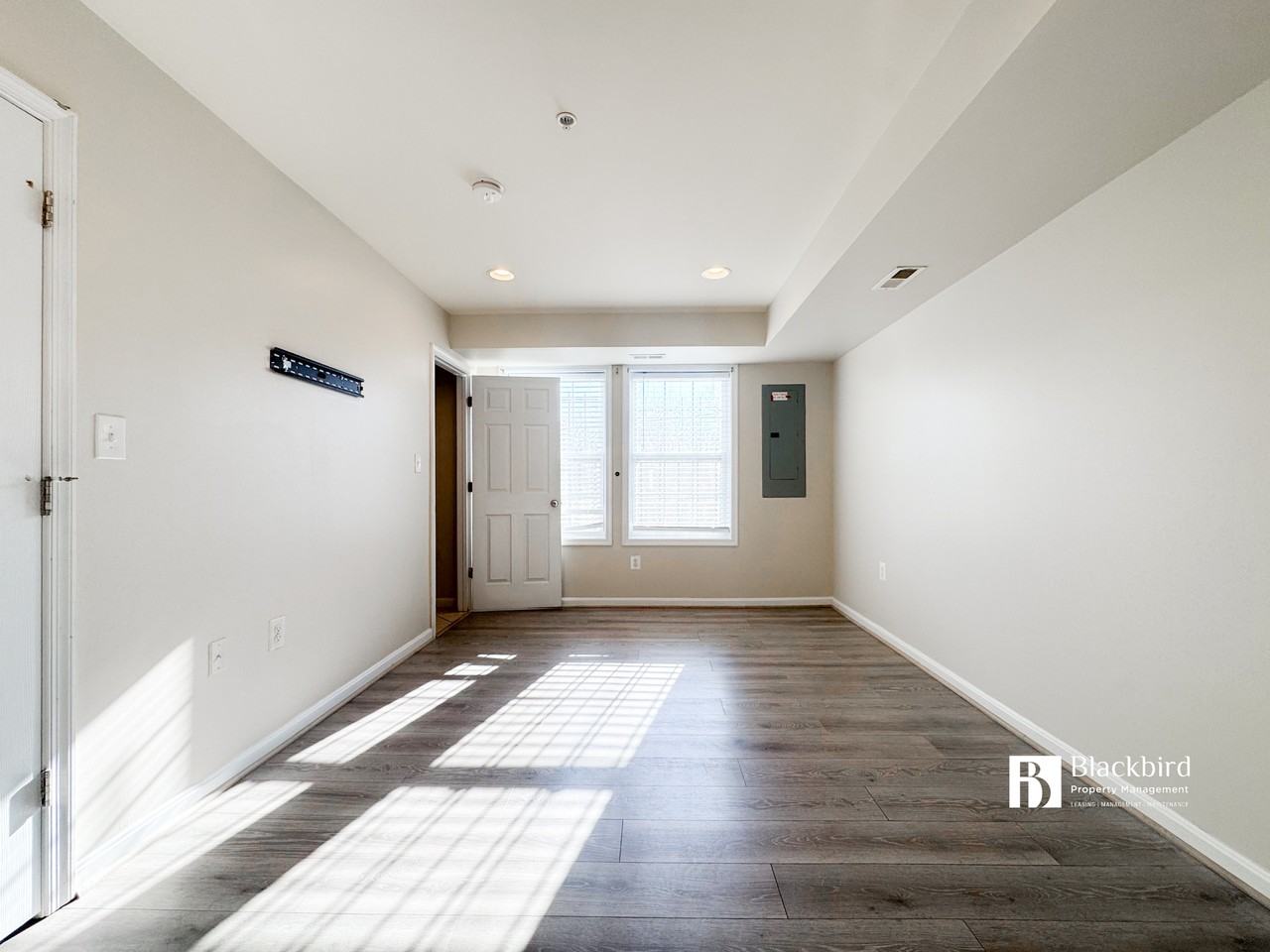 5030 B St Se #1 - Photo 6 of 43