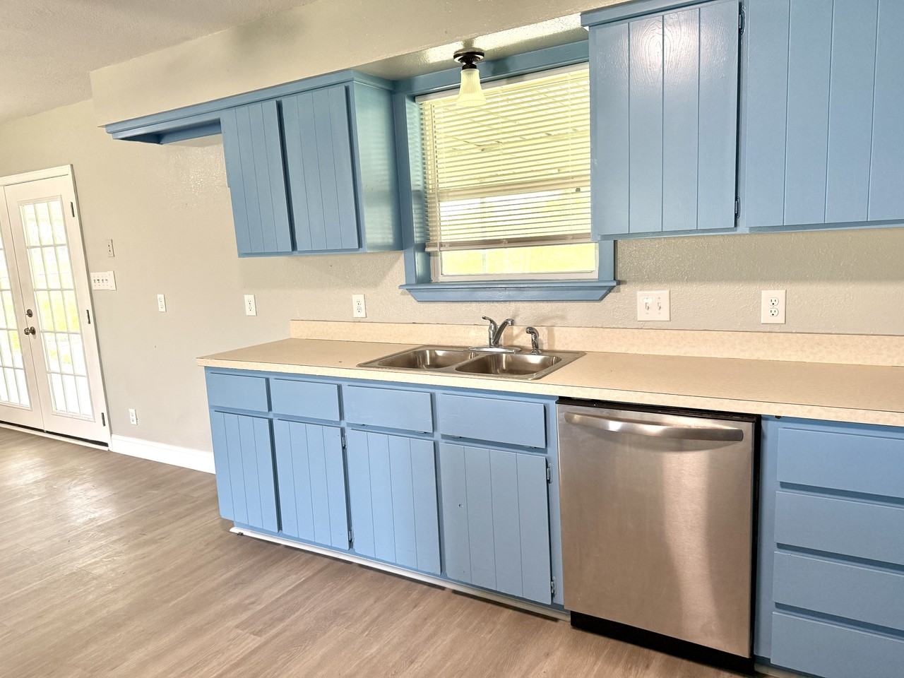 39 Melody Ln #1 - Photo 4 of 41