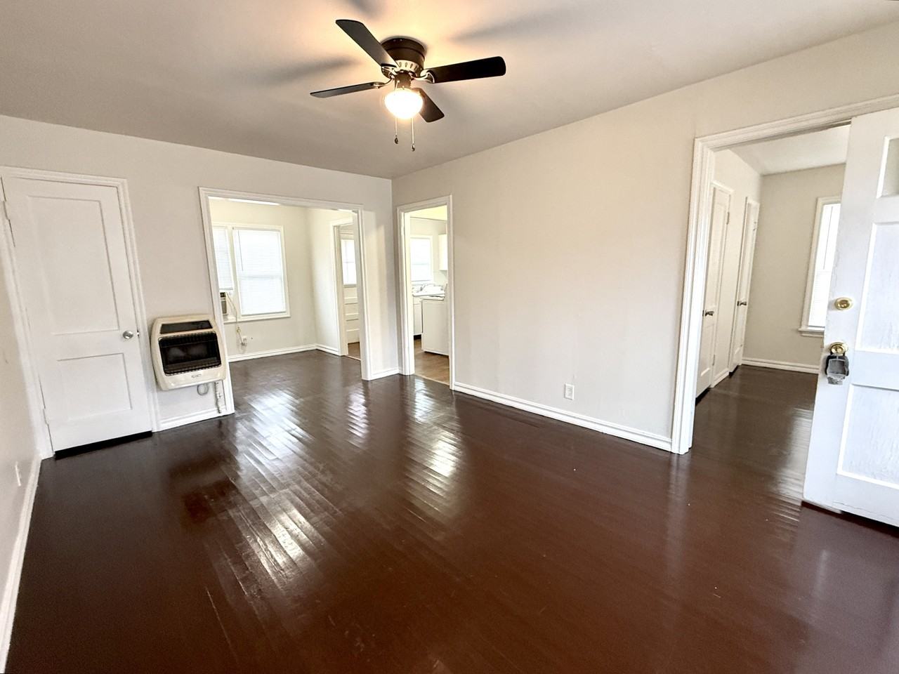 33 8th Avenue Northwest #1 - Photo 7 of 21