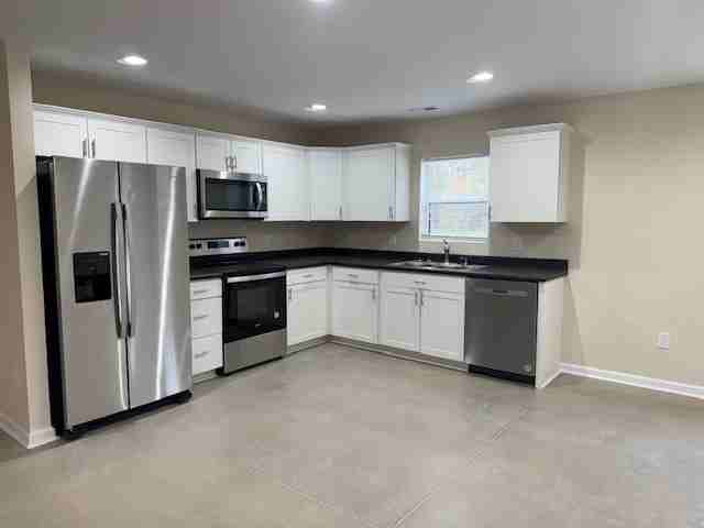 126 Cox Ave #A - Photo 4 of 24