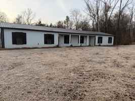 featured image of 126 Cox Avenue #B