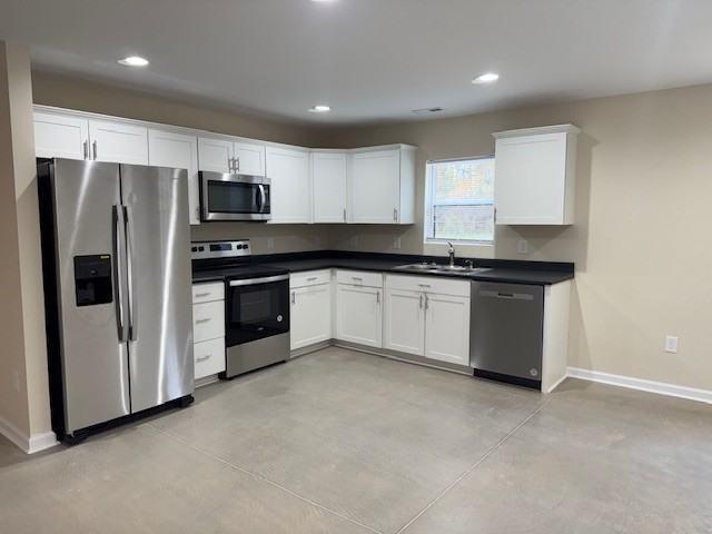 160 Cox Ave #B - Photo 4 of 12