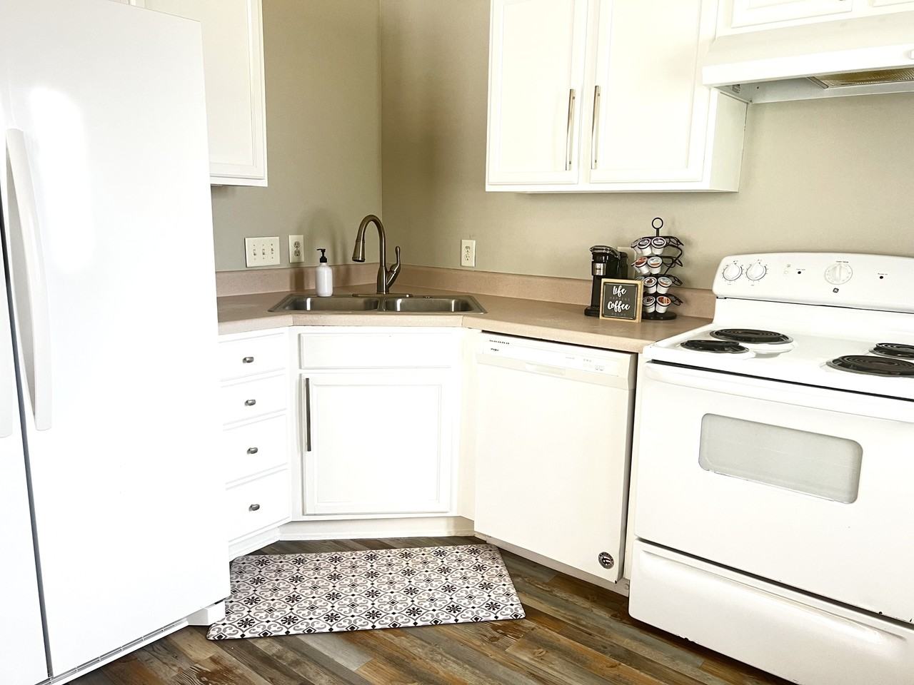 714 Integrity Oaks Dr #1 - Photo 5 of 17