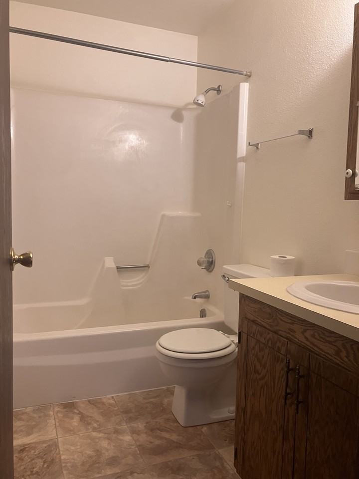 1727 Palmer Dr #3 - Photo 6 of 7