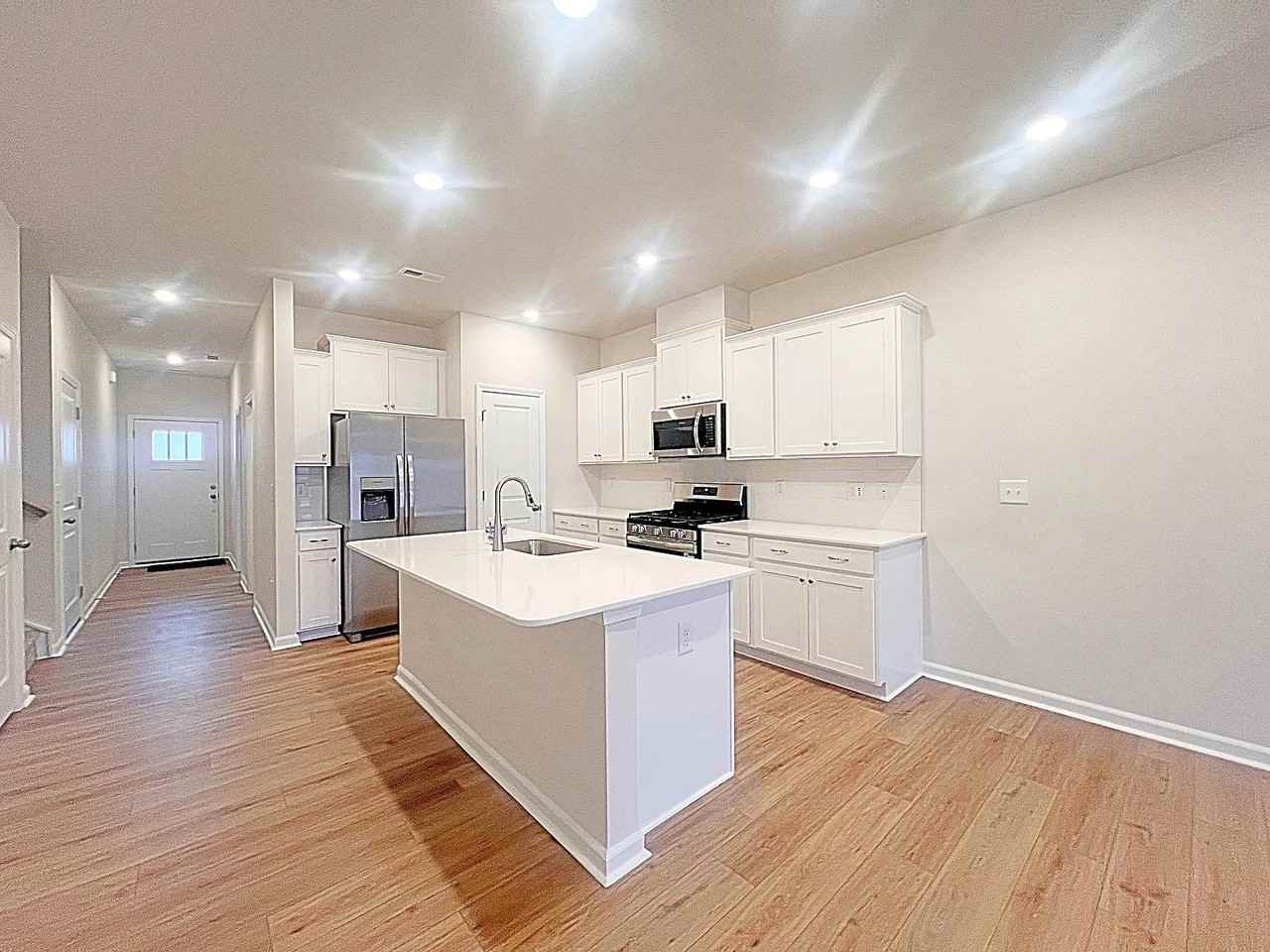 5 Vine House Drive - 1 #1 - Photo 6 of 27