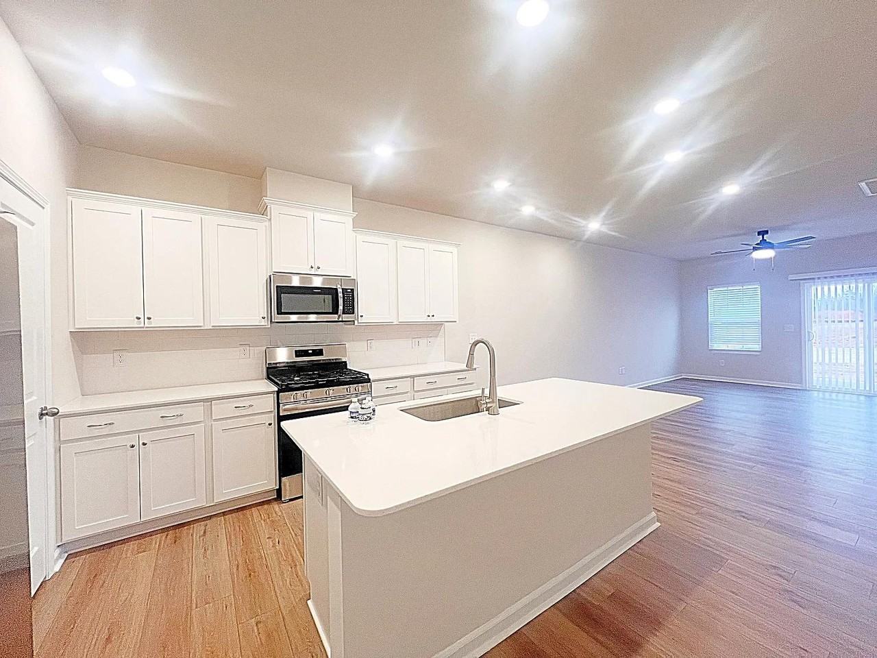 5 Vine House Drive - 1 #1 - Photo 7 of 27