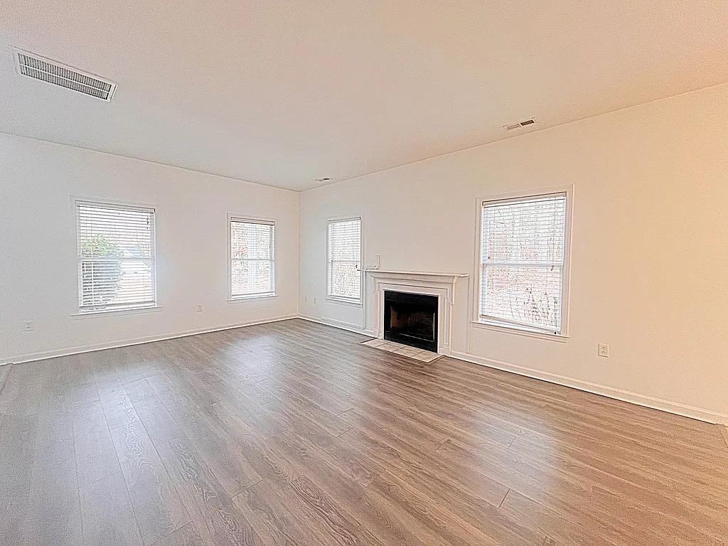 206 Beauclair Drive #1 - Photo 4 of 25