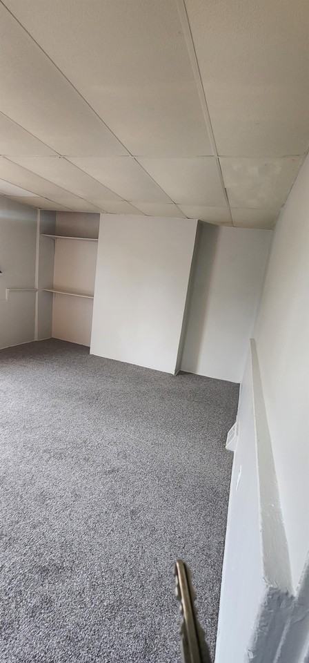 214 6th St #214 - Photo 3 of 11