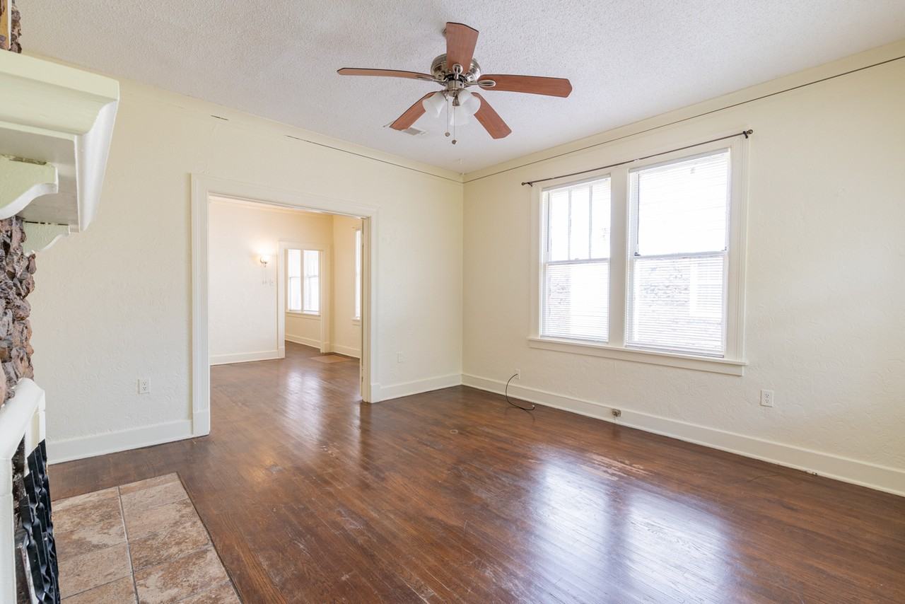 783 East Parkway South #1 - Photo 5 of 21