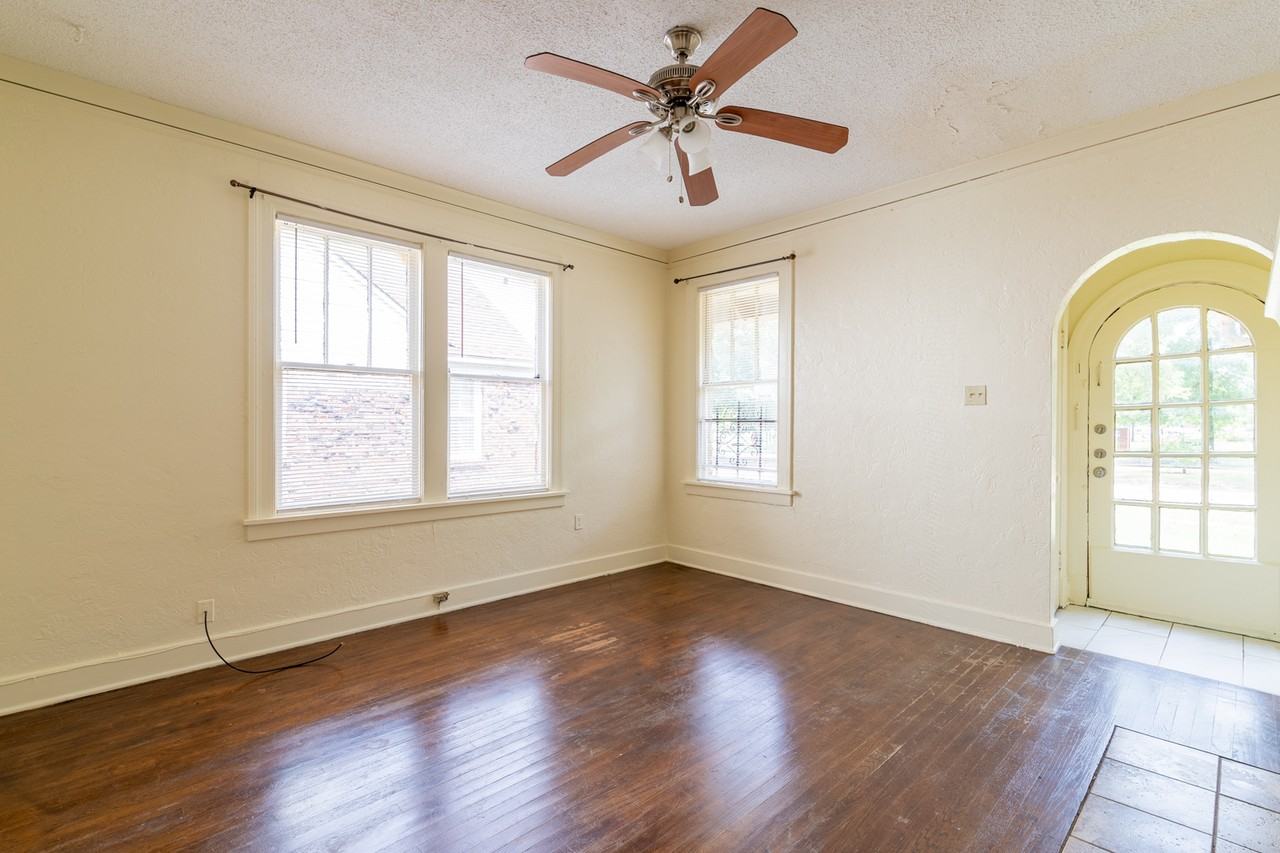 783 East Parkway South #1 - Photo 7 of 21