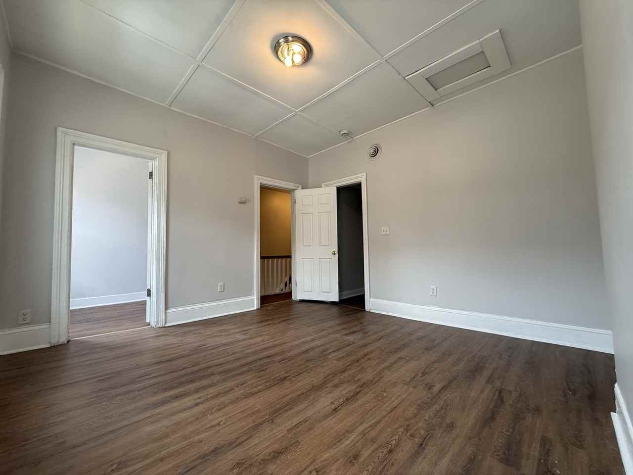 19 N Lake Ave #1A - Photo 4 of 26