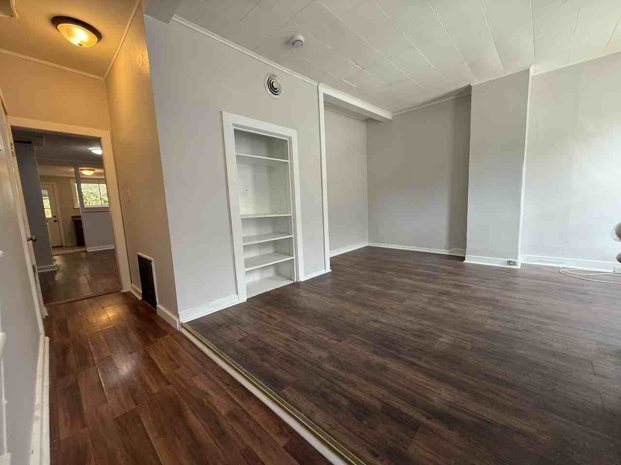 19 N Lake Ave #1A - Photo 5 of 26