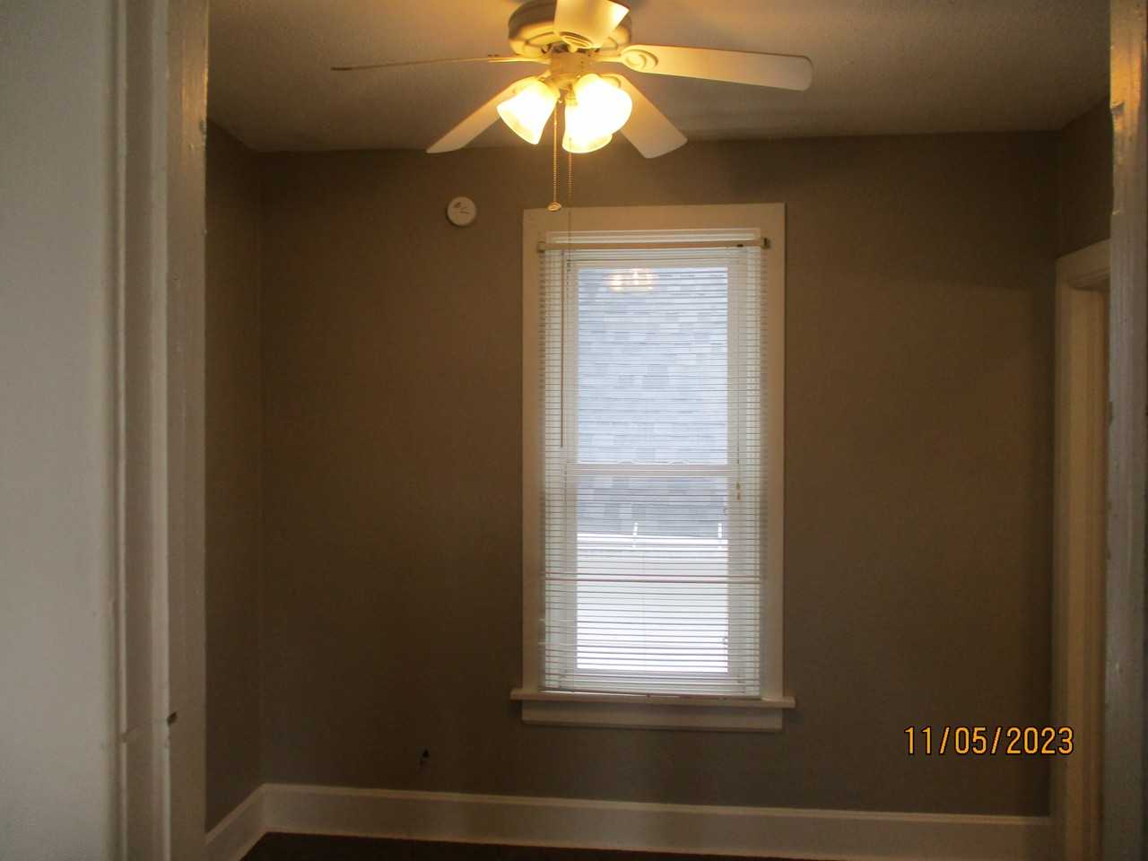 2122 Foye St - Photo 3 of 9