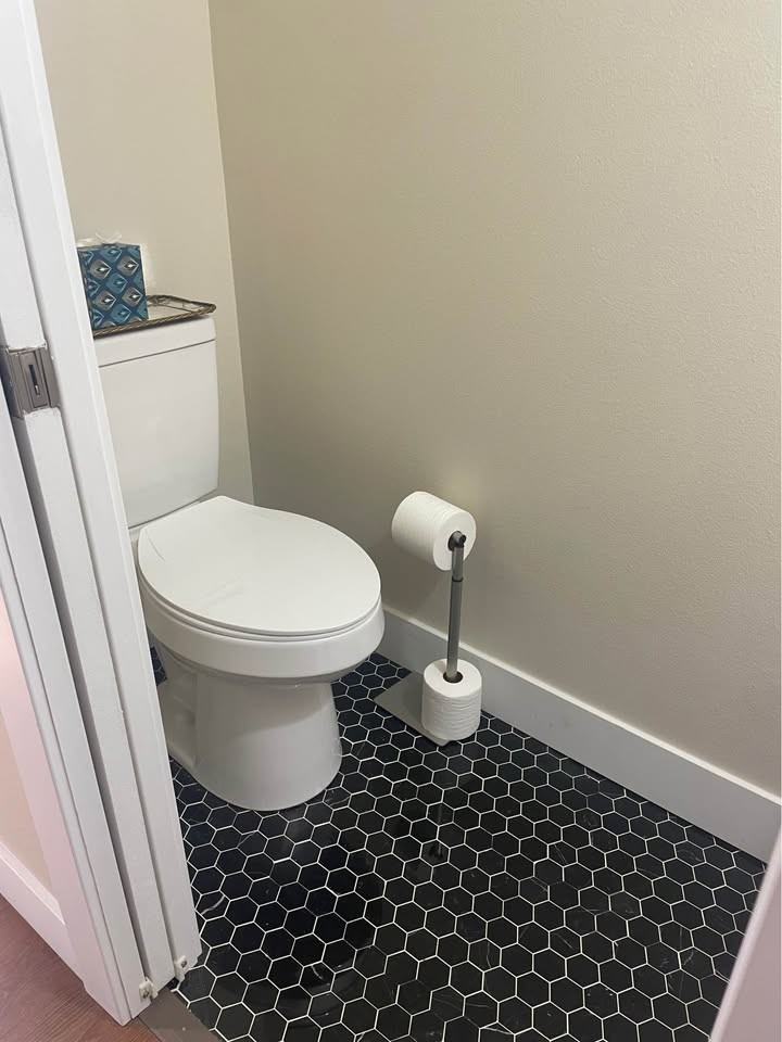 1576 Washington St - Photo 7 of 8